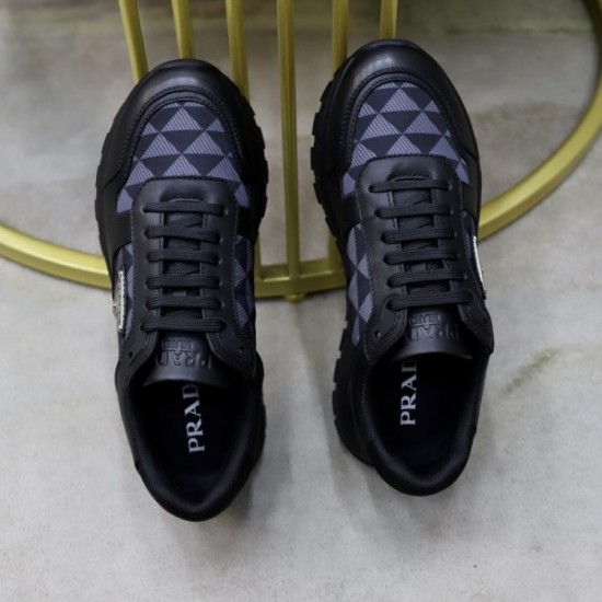Enjoy trendy coordination 2023FW sneakers PRADA Prada Enjoy trendy coordination 2023FW sneakers PRADA Prada