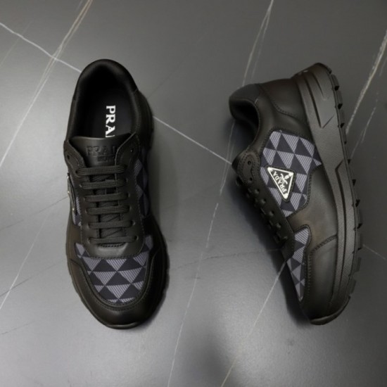 Enjoy trendy coordination 2023FW sneakers PRADA Prada Enjoy trendy coordination 2023FW sneakers PRADA Prada