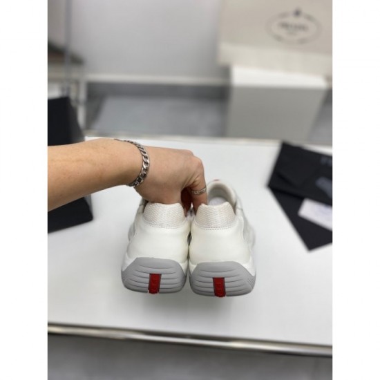 Finished with a unique impression 2023FW sneakers PRADA Prada Finished with a unique impression 2023FW sneakers PRADA Prada
