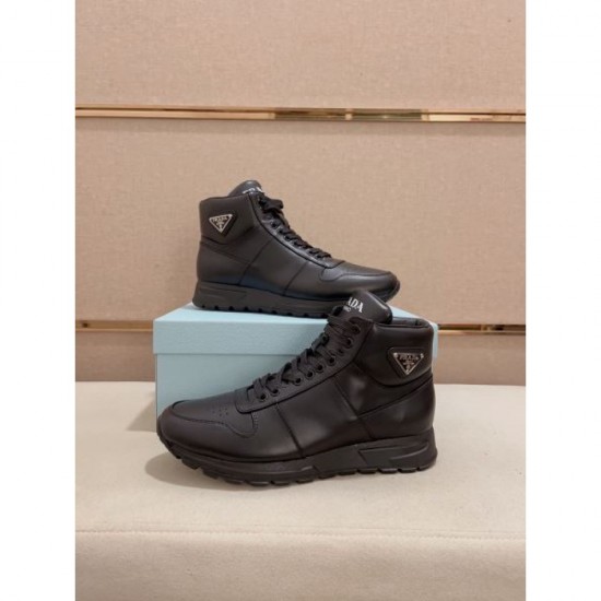 PRADA Prada fans rush for new winter 2023FW sneakers PRADA Prada fans rush for new winter 2023FW sneakers