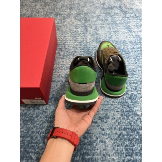 VALENTINO Valentino sneakers 2023AW popular item restock! VALENTINO Valentino sneakers 2023AW popular item restock!