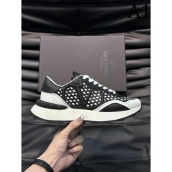 Super rare love at first sight 2023FW sneakers VALENTINO Valentino