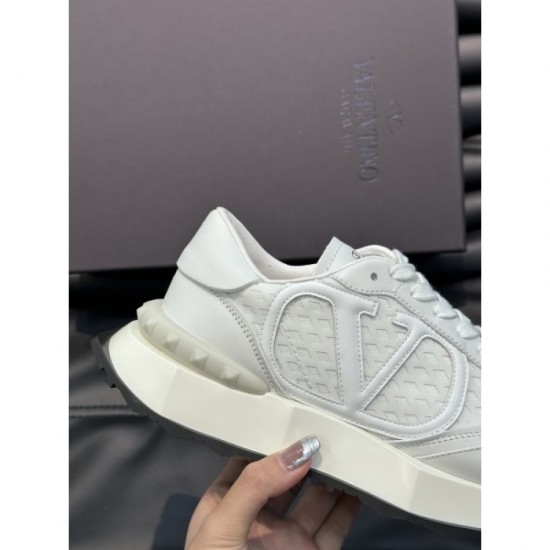 Super rare love at first sight 2023FW sneakers VALENTINO Valentino Super rare love at first sight 2023FW sneakers VALENTINO Valentino