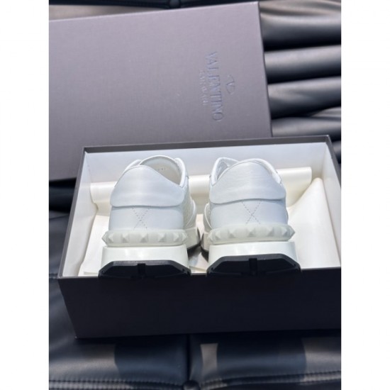 Super rare love at first sight 2023FW sneakers VALENTINO Valentino Super rare love at first sight 2023FW sneakers VALENTINO Valentino