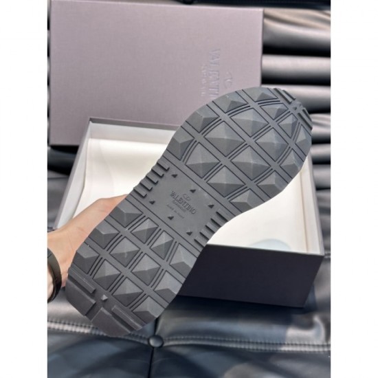 Super rare love at first sight 2023FW sneakers VALENTINO Valentino Super rare love at first sight 2023FW sneakers VALENTINO Valentino