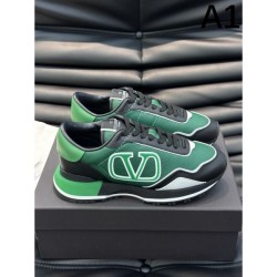 2023FW Highly Reviewed Item VALENTINO Sneakers