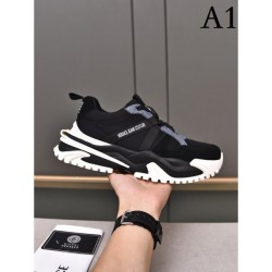 Summer light coordination 2023SS sneakers VERSACE Versace