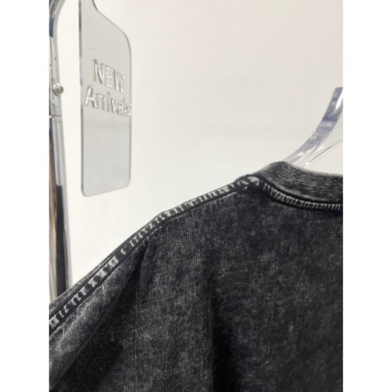ARMANI Armani short-sleeved T-shirt 2023SS is OK if I hold even this! ARMANI Armani short-sleeved T-shirt 2023SS is OK if I hold even this!