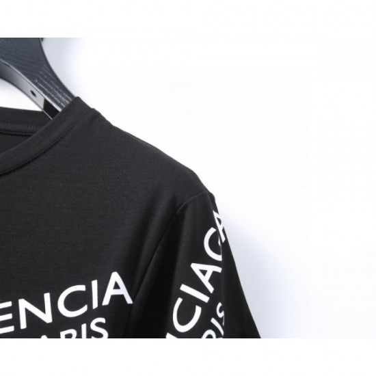 Summer in full swing BALENCIAGA Balenciaga 2023SS short sleeve T-shirt Summer in full swing BALENCIAGA Balenciaga 2023SS short sleeve T-shirt