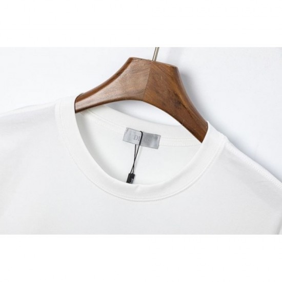 2023SS short-sleeved T-shirt This season is especially popular DIOR Dior 2023SS short-sleeved T-shirt This season is especially popular DIOR Dior