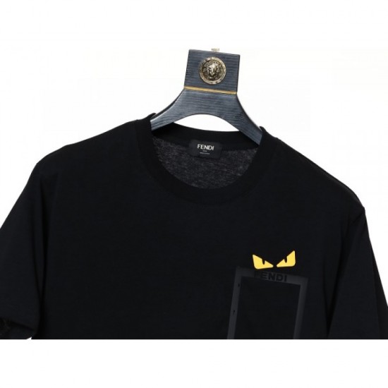 A must-have item for fashion people FENDI Fendi 2023SS short-sleeved T-shirt A must-have item for fashion people FENDI Fendi 2023SS short-sleeved T-shirt
