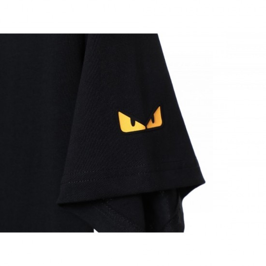 FENDI Fendi 2023SS short-sleeved T-shirt that feels the latest trend FENDI Fendi 2023SS short-sleeved T-shirt that feels the latest trend