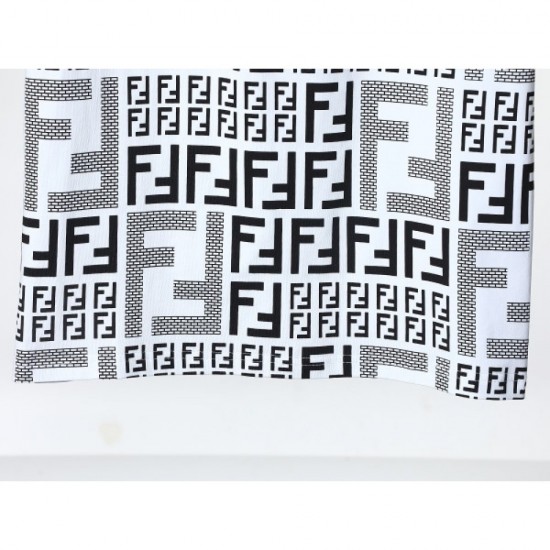 Sold out item FENDI Fendi 2023SS short sleeve T-shirt is sure to be a big success in summer Sold out item FENDI Fendi 2023SS short sleeve T-shirt is sure to be a big success in summer