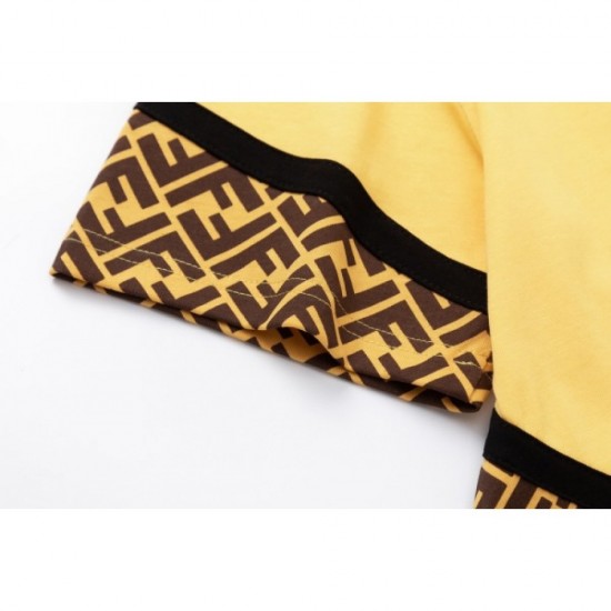 FENDI Fendi short-sleeved T-shirt 2023SS Finished with a unique impression FENDI Fendi short-sleeved T-shirt 2023SS Finished with a unique impression