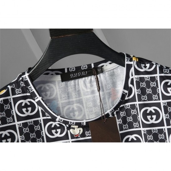 GUCCI Gucci 2023SS short sleeve T-shirt that will always be sold out at the end of the year GUCCI Gucci 2023SS short sleeve T-shirt that will always be sold out at the end of the year