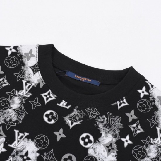 2023SS short-sleeved T-shirt I absolutely want LOUIS VUITTON Louis Vuitton 2023SS short-sleeved T-shirt I absolutely want LOUIS VUITTON Louis Vuitton