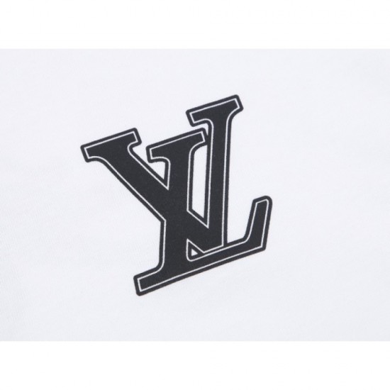 2023SS short-sleeved T-shirt adult charm LOUIS VUITTON Louis Vuitton 2023SS short-sleeved T-shirt adult charm LOUIS VUITTON Louis Vuitton
