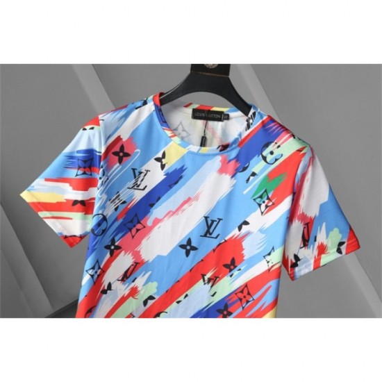 Popular gift LOUIS VUITTON Louis Vuitton 2023SS short sleeve T-shirt Popular gift LOUIS VUITTON Louis Vuitton 2023SS short sleeve T-shirt