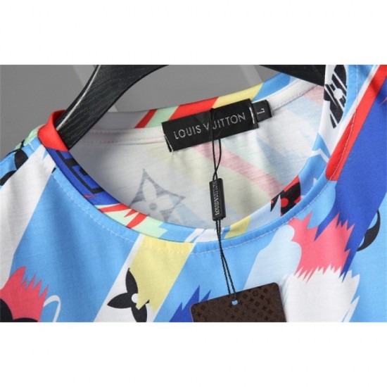 Popular gift LOUIS VUITTON Louis Vuitton 2023SS short sleeve T-shirt Popular gift LOUIS VUITTON Louis Vuitton 2023SS short sleeve T-shirt
