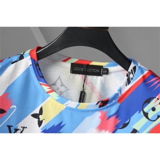 Popular gift LOUIS VUITTON Louis Vuitton 2023SS short sleeve T-shirt Popular gift LOUIS VUITTON Louis Vuitton 2023SS short sleeve T-shirt