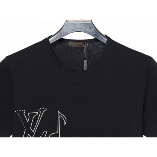 For adults classy LOUIS VUITTON Louis Vuitton 2023SS short sleeve T-shirt For adults classy LOUIS VUITTON Louis Vuitton 2023SS short sleeve T-shirt