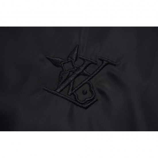 Great as a gift! LOUIS VUITTON Louis Vuitton 2023SS short sleeve T-shirt Great as a gift! LOUIS VUITTON Louis Vuitton 2023SS short sleeve T-shirt