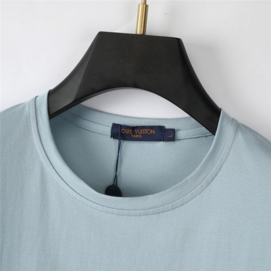 Celebrities also love LOUIS VUITTON Louis Vuitton 2023SS short sleeve T-shirt Celebrities also love LOUIS VUITTON Louis Vuitton 2023SS short sleeve T-shirt