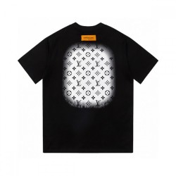 LOUIS VUITTON Louis Vuitton short-sleeved T-shirt 2023SS this summer No. 1