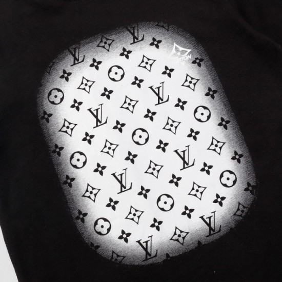 LOUIS VUITTON Louis Vuitton short-sleeved T-shirt 2023SS this summer No. 1 LOUIS VUITTON Louis Vuitton short-sleeved T-shirt 2023SS this summer No. 1