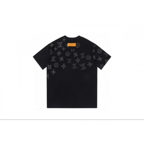 LOUIS VUITTON Louis Vuitton short sleeve T-shirt 2023SS Easy to wear color LOUIS VUITTON Louis Vuitton short sleeve T-shirt 2023SS Easy to wear color