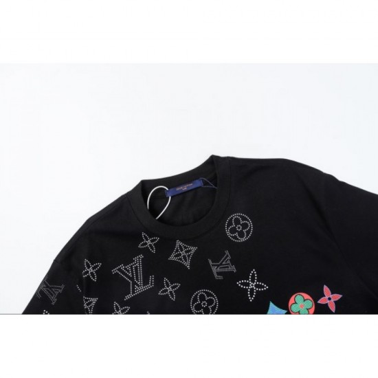 LOUIS VUITTON Louis Vuitton short sleeve T-shirt 2023SS Easy to wear color LOUIS VUITTON Louis Vuitton short sleeve T-shirt 2023SS Easy to wear color