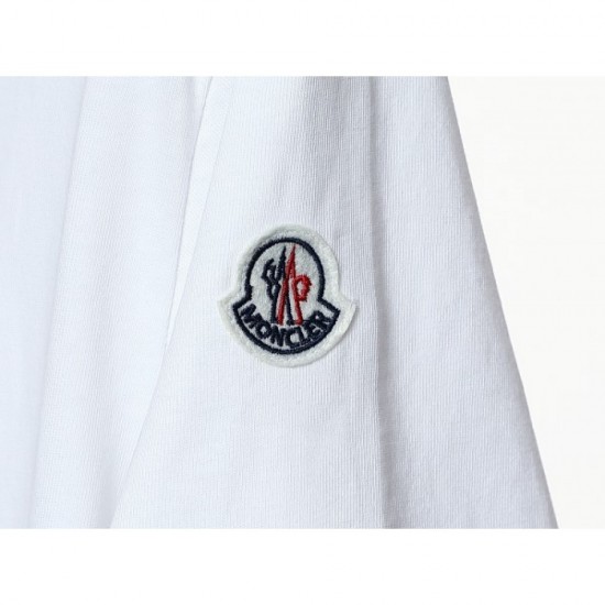 The latest trends in spring and summer MONCLER Moncler 2023SS short-sleeved T-shirt The latest trends in spring and summer MONCLER Moncler 2023SS short-sleeved T-shirt
