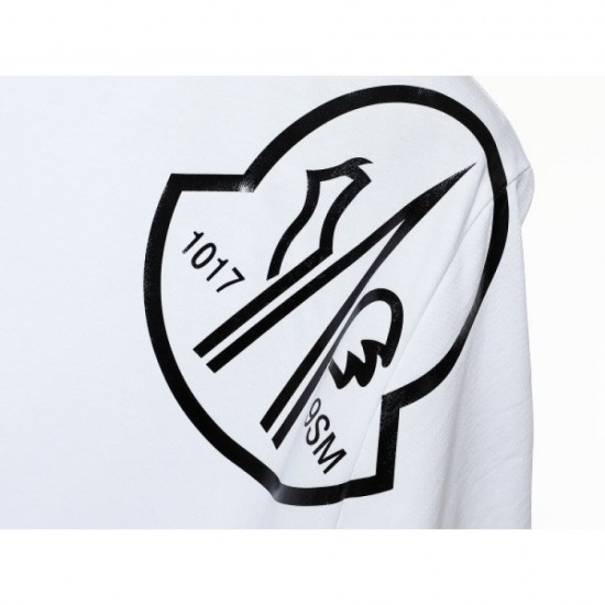 This year's popular coordination MONCLER Moncler 2023SS short-sleeved T-shirt This year's popular coordination MONCLER Moncler 2023SS short-sleeved T-shirt
