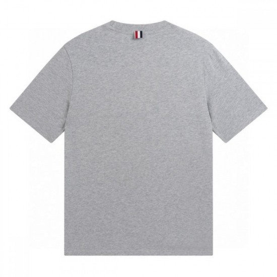 Thom Browne Thom Browne 2023SS short sleeve T-shirt with a strong sense of neatness Thom Browne Thom Browne 2023SS short sleeve T-shirt with a strong sense of neatness