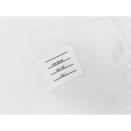 Half price SALE difficult to obtain THOM BROWNE Tom Browne 2023SS short-sleeved T-shirt Half price SALE difficult to obtain THOM BROWNE Tom Browne 2023SS short-sleeved T-shirt