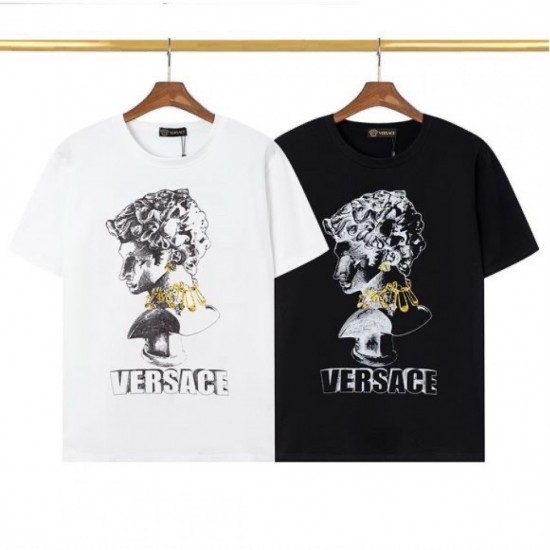 2023SS short-sleeved T-shirt latest popular VERSACE Versace 2023SS short-sleeved T-shirt latest popular VERSACE Versace
