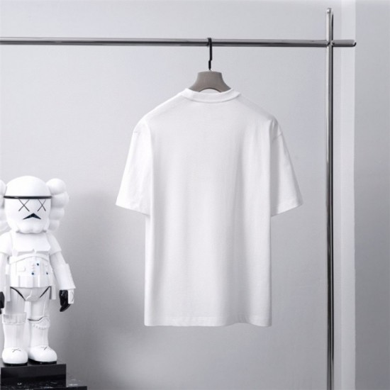 Spring and summer trend ahead VERSACE Versace 2023SS short sleeve T-shirt Spring and summer trend ahead VERSACE Versace 2023SS short sleeve T-shirt