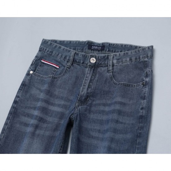 ARMANI This season's 2023SS denim pants are incorporated into Armani wear. ARMANI This season's 2023SS denim pants are incorporated into Armani wear.