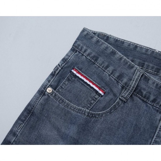 ARMANI This season's 2023SS denim pants are incorporated into Armani wear. ARMANI This season's 2023SS denim pants are incorporated into Armani wear.