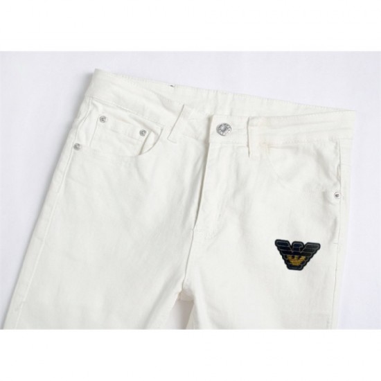 ARMANI Trend 2023SS jeans that you definitely want to keep ARMANI Trend 2023SS jeans that you definitely want to keep