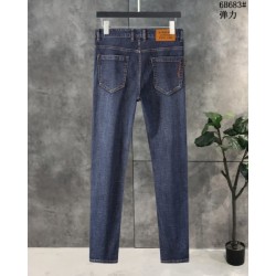 BURBERRY Burberry 2023 Spring/Summer Tracking Straight Jeans