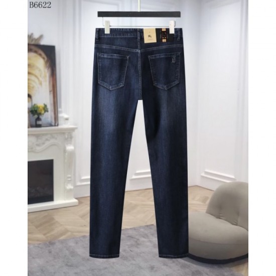 BURBERRY Burberry 2023 trend jeans with high fashion sensitivity BURBERRY Burberry 2023 trend jeans with high fashion sensitivity