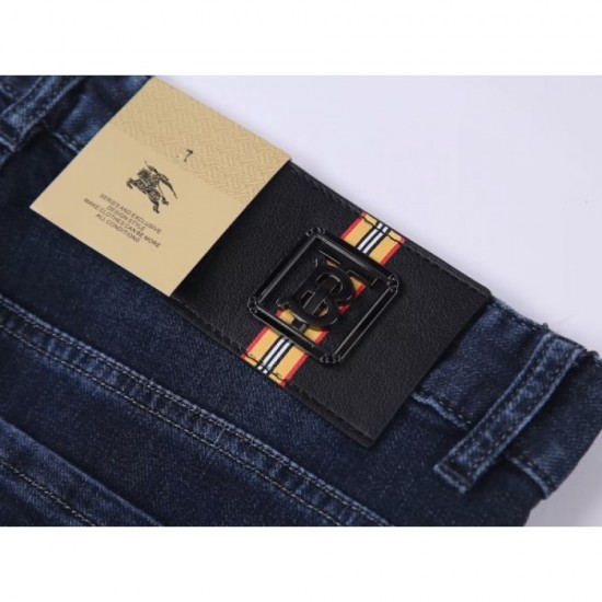 BURBERRY Burberry 2023 trend jeans with high fashion sensitivity BURBERRY Burberry 2023 trend jeans with high fashion sensitivity