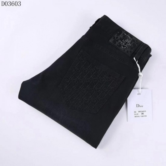 DIOR Dior 2023SS jeans that will definitely be popular this summer DIOR Dior 2023SS jeans that will definitely be popular this summer