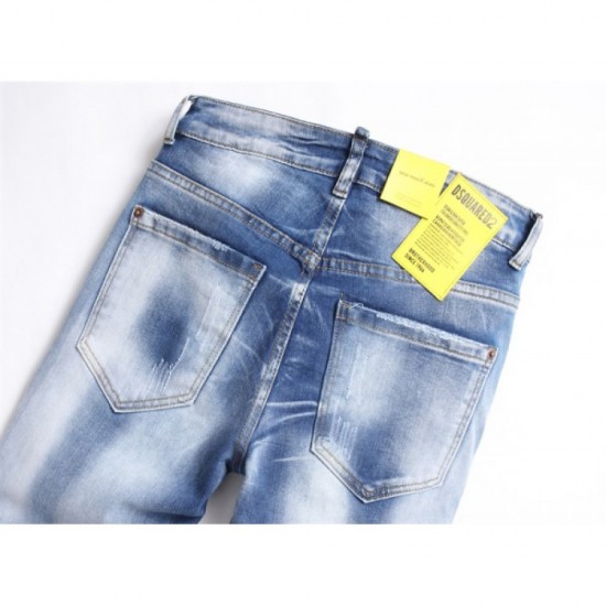 DSQUARED2 Dsquared Spring/Summer 2023 trend items in advance DSQUARED2 Dsquared Spring/Summer 2023 trend items in advance