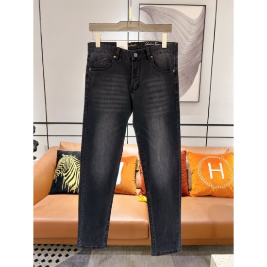 2023SS denim pants super rare product FERRAGAMO Salvatore Ferragamo 2023SS denim pants super rare product FERRAGAMO Salvatore Ferragamo