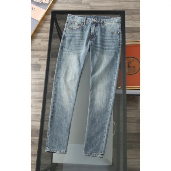 2023SS denim pants A flood of fans aiming for the new spring FENDI Fendi 2023SS denim pants A flood of fans aiming for the new spring FENDI Fendi