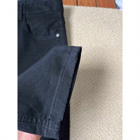 2023SS denim pants FENDI Fendi that celebrities and celebrities love 2023SS denim pants FENDI Fendi that celebrities and celebrities love
