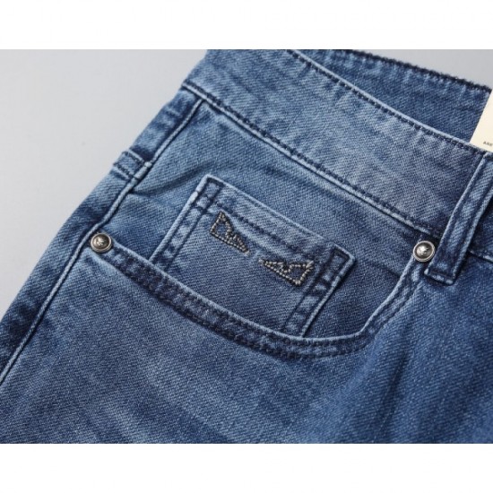 FENDI Fendi recommended tops that can be used in spring and summer 2023SS jeans FENDI Fendi recommended tops that can be used in spring and summer 2023SS jeans