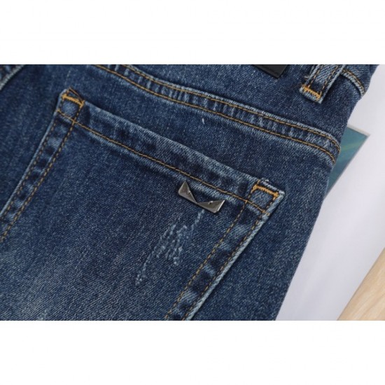 FENDI 2023FW jeans only one item! VIP customer sale FENDI 2023FW jeans only one item! VIP customer sale